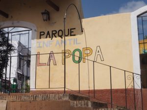 Jardin d'enfants du quartier Popa de Trinidad à Cuba