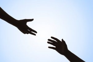 Demain tous philanthropes  : tendre la main aux autres
